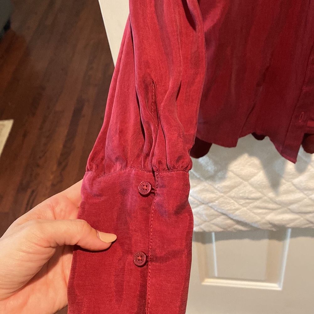 Express button down blouse - Picture 3 of 4